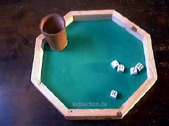 Würfelbrett