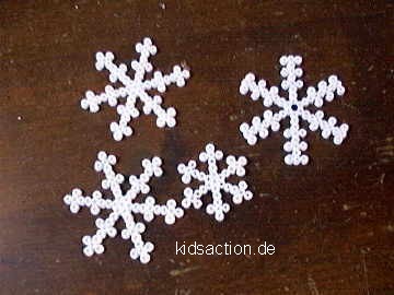Schneeflocke aus Bügelperlen